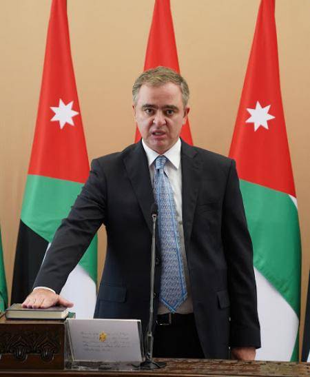 النابلسي يؤكد ضرورة إيجاد برامج جاذبة وهادفة ملبية لطموحات الشباب