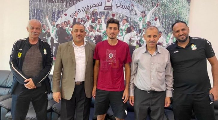 الوحدات يتعاقد مع اللاعب سليمان أبو زمع