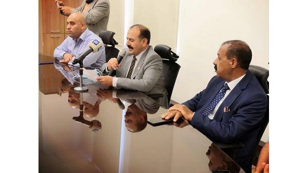 محافظ مادبا يكرم الذين التزموا بعدم اطلاق العيارات النارية في مادبا