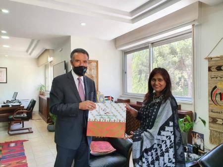 وزير السياحة يبحث مع سفيرة بنغلاديش تعزيز التعاون السياحي