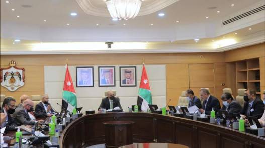 موافقة على تسوية الأوضاع الضريبية لـ 1243 شركة ومكلفاً