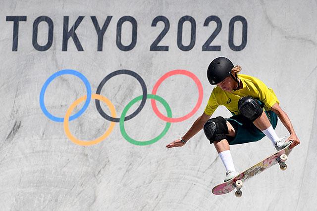 Australian skateboarder stuns at Olympics as US slump on the track