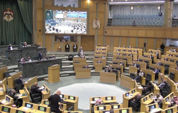 نواب يُطالبون بانتخاب أمين عمان