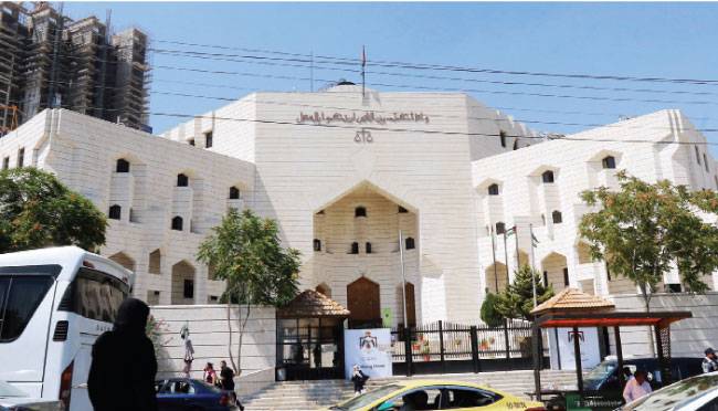 تغريم وزير التربية 34 ألفا .. تفاصيل