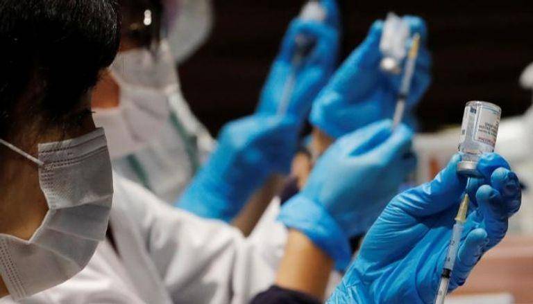 الصحة: ارتفاع الإصابات بالسلالة الجديدة مؤشر خطر