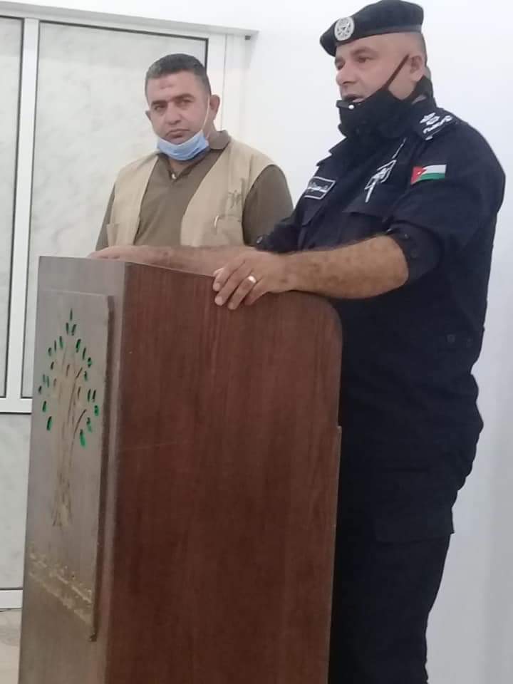 الشرطة المجتمعية تختتم دورة أصدقاء الشرطة في جمعية التكافل الخيرية