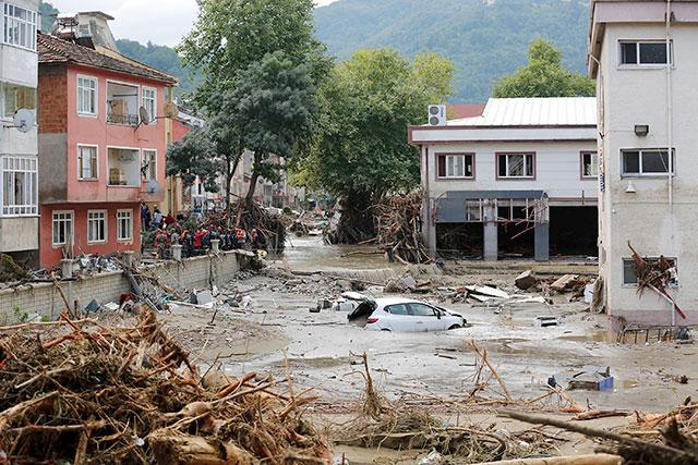 Flash floods kill 11 as Turkey reels from multiple disasters