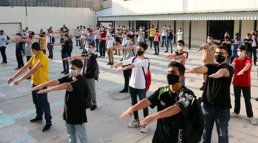 الهجرة إلى المدارس الحكومية تؤزم بدء العام الدراسي