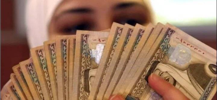 توجه حكومي لتقريب الرواتب بين القطاعين العام والخاص