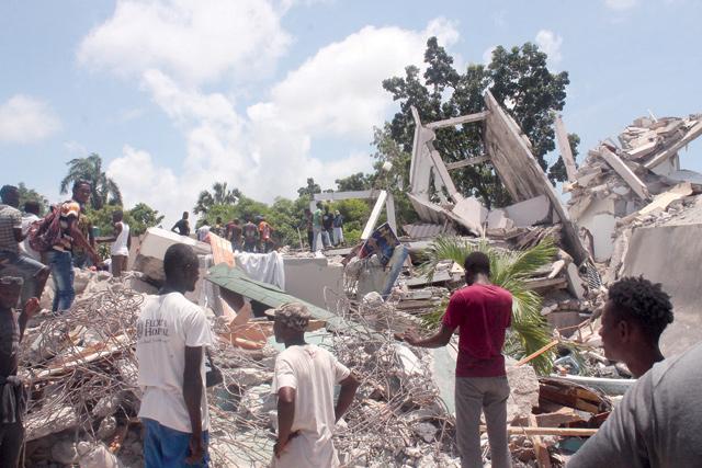 Death toll in massive Haiti quake jumps to 724 — gov’t