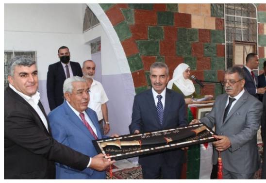 الروابدة يرعى حفل مئوية تاسيس مدرسة حسين الطوالبة في لواء بني كنانة... صور