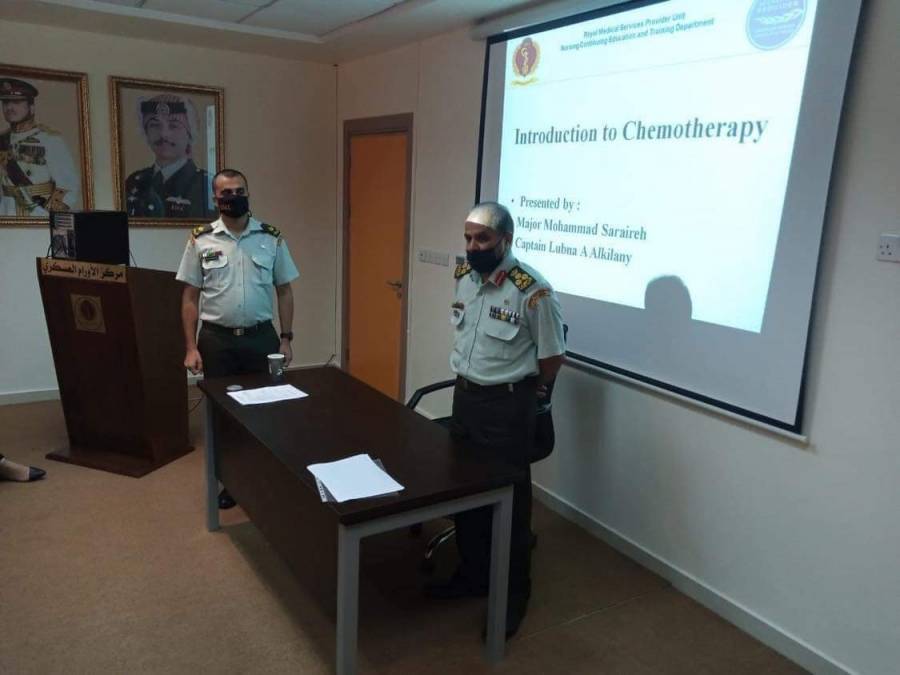 اختتام دورة اعطاء العلاج الكيماوي والبيولوجي بمركز الاورام العسكري…