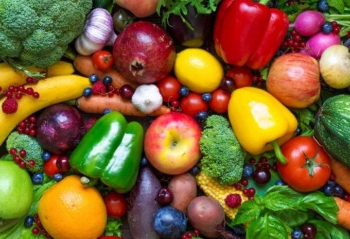 قطر تبدأ باستيراد أصناف جديدة من الخضار والفواكه الأردنية