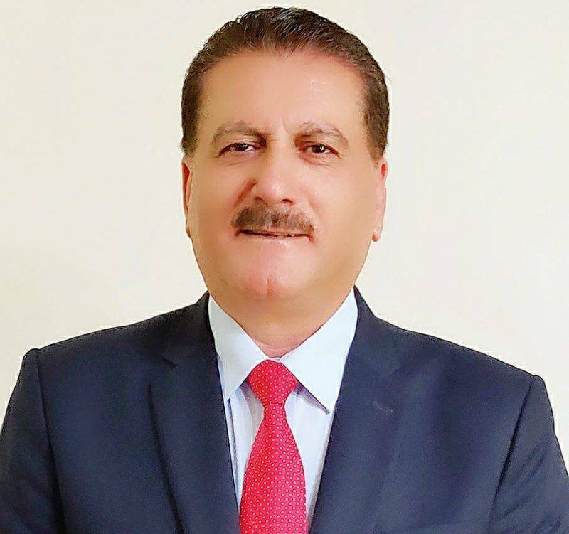 الناعقون من الداخل… !