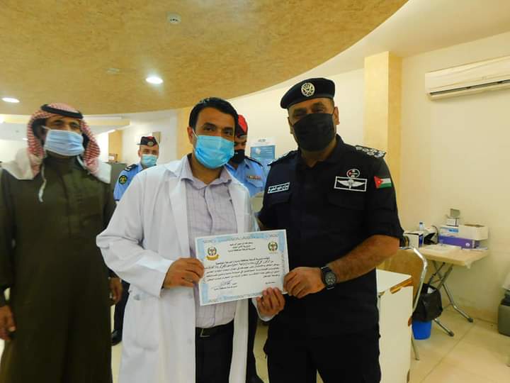 الطوره: يكريم الكادر الطبي والفني والإداري في صحة مادبا _ صور