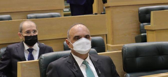 الخصاونة يدشن عمل قسم قسطرة القلب في البشير