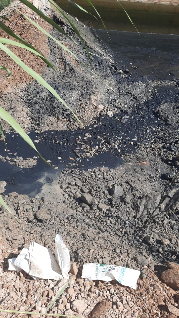 بالصور ... المياه :حملة لازالة اعتداءات في منطقة وادي ابو خشيبة في وادي الاردن