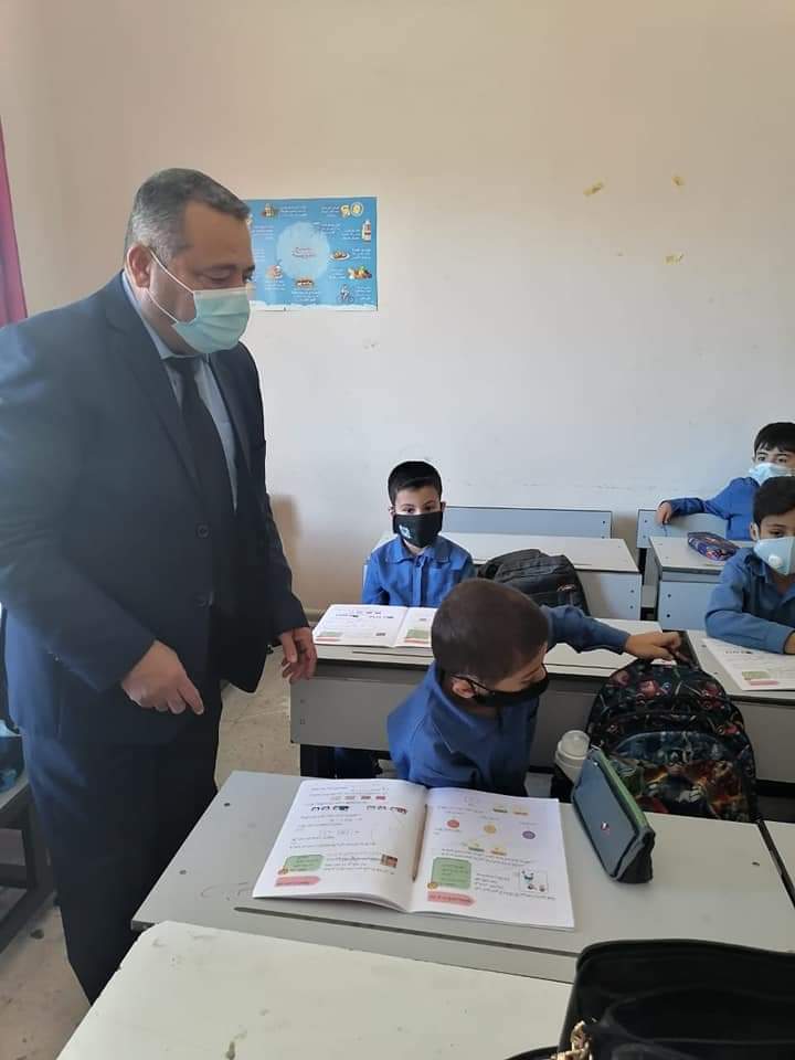حدرب يتفقد عدد من مدارس لواء القويسمه... صور