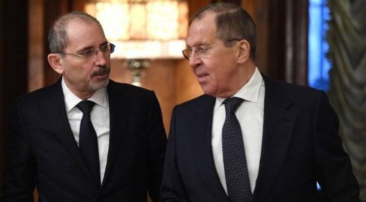 لافروف والصفدي يبحثان الوضع في سوريا