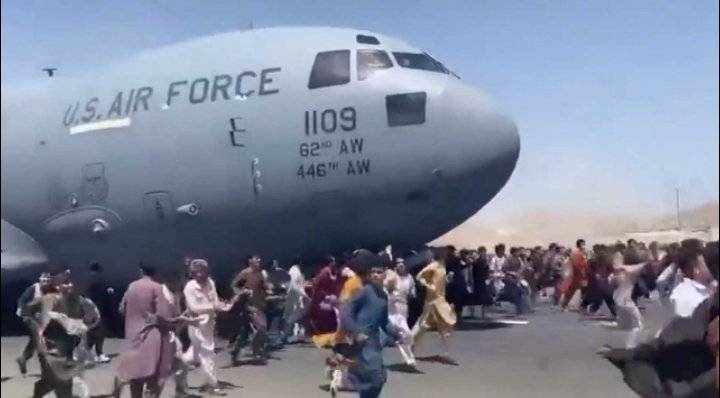 الفايز: الأفغان في منطقة مغلقة ولا تبعات مالية على الأردن