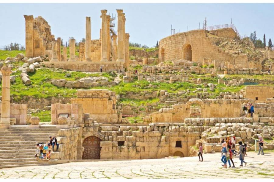 خطة حكومية للوصول الى 4.5 مليون سائح 2023