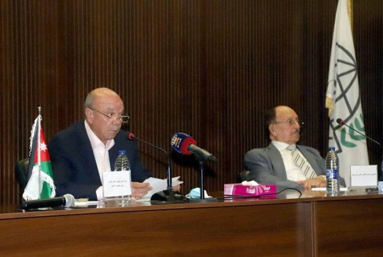 الفايز: مواقف الملك دوَت بأنحاء العالم كافة