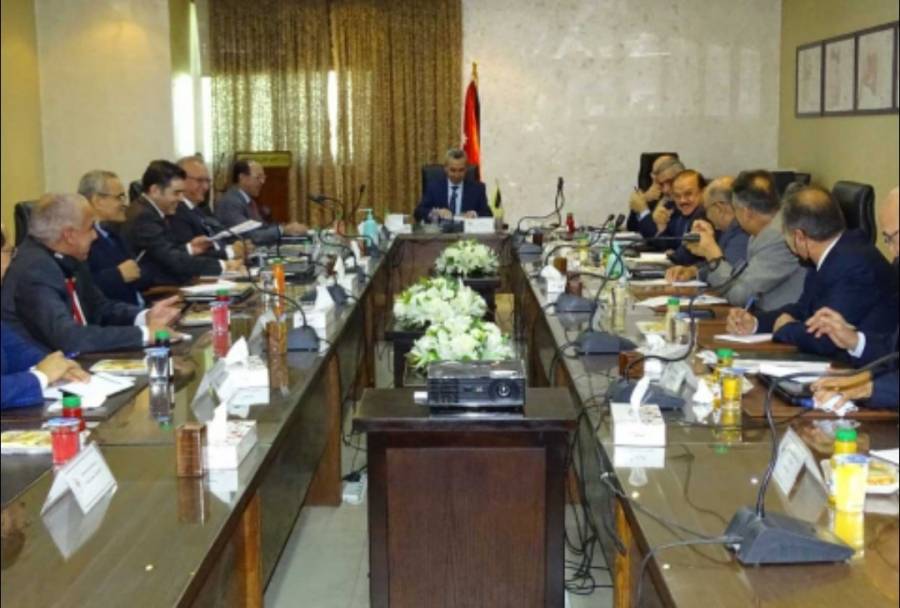 أبو قديس يؤكد ضرورة تطبيق امر الدفاع 32 بمؤسسات التعليم العالي