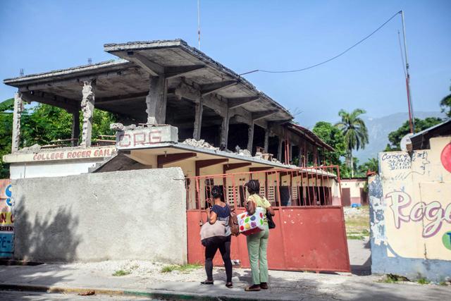 Haitian women, left homeless by quake, fear rape