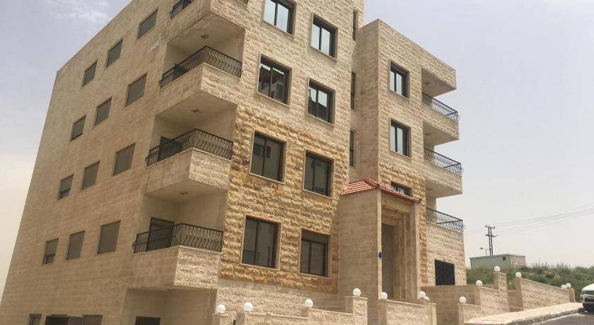 الأراضي والمساحة : الأردنيون يقبلون على شراء وبيع الأراضي والشقق