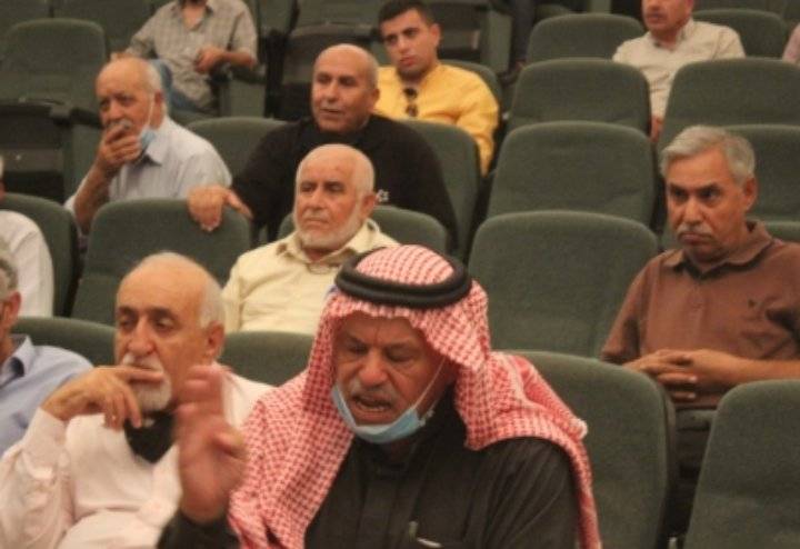 وقفة احتجاجية ضد قرارات مجلس نقابة المقاولين .. واليعقوب يوضح (صور)