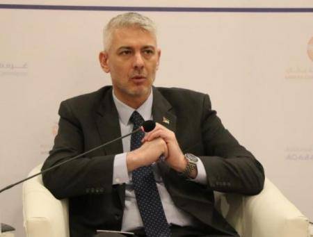 رئيس هيئة الاستثمار بالوكالة فريدون حرتوقة يقدم استقالته