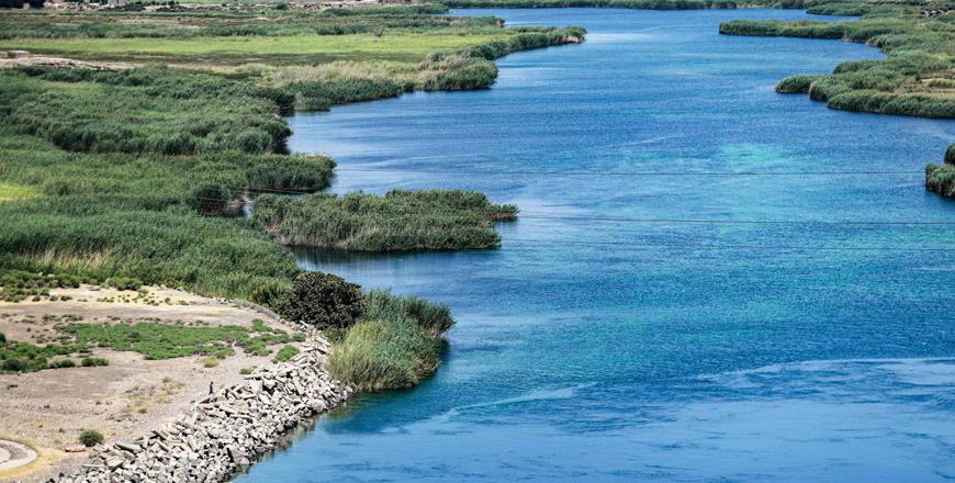 Desert: Drying Euphrates threatens disaster in Syria