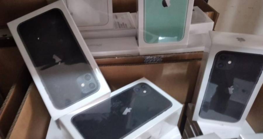 الجمارك تضبط أجهزة خلوية في جمرك المطار