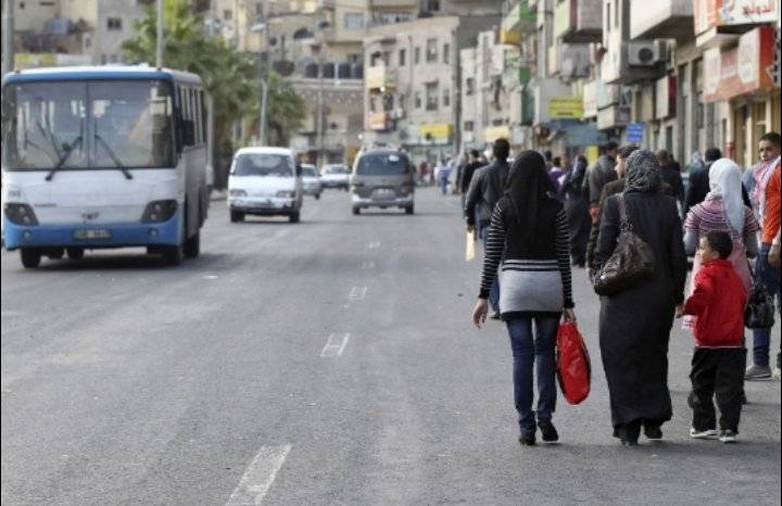 السماح بتجوال الأشخاص في جميع المناطق وطيلة الأوقات