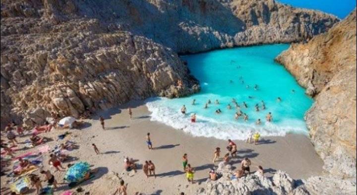 اليونان تسمح بدخول الأردنيين لأراضيها