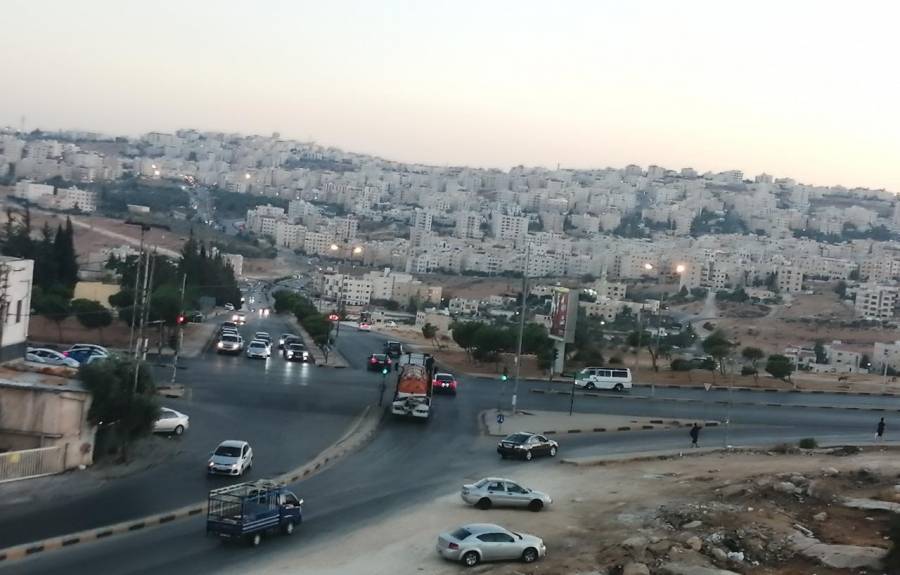 أجواء معتدلة الحرارة في المرتفعات والسهول وحارة نسبياً في باقي المناطق