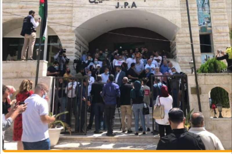 تنسيقية المواقع تعلق اجراءاتها التصعيدية وتثني على تجاوب الحكومة.. وتؤكد على مبدأ التشاركية