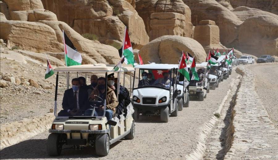 البترا: العربات الكهربائية تثبت جدواها الاقتصادية