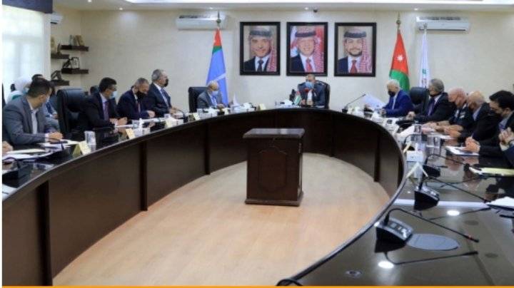 وزير الداخلية يرأس اجتماعا لمناقشة ظاهرة التسول