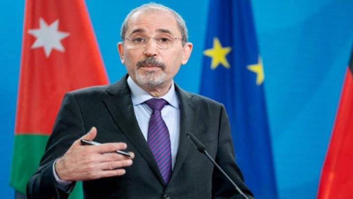 الصفدي: الأردن سيبقى السند للبنان