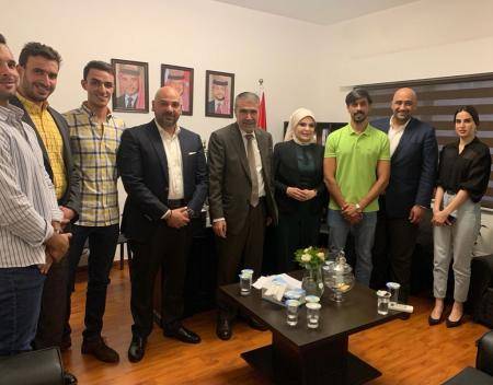 جمعية الشباب وحي المستقبل تستضيف الطراونة