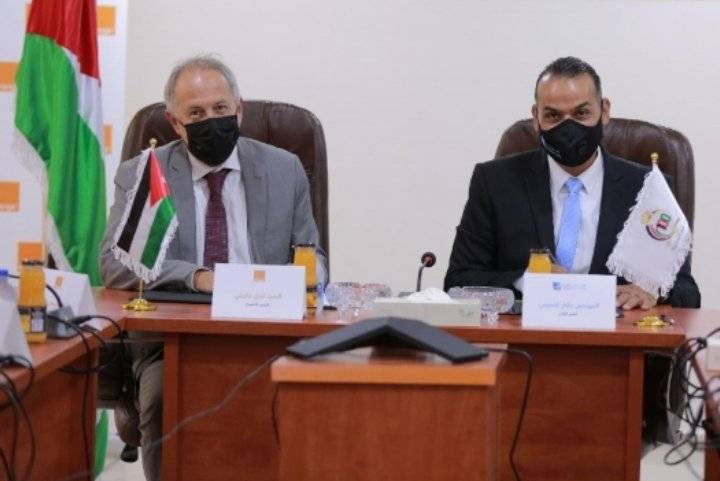  كهرباء إربد وأورنج الأردن توقعان اتفاقية لتوفير عدادات ذكية