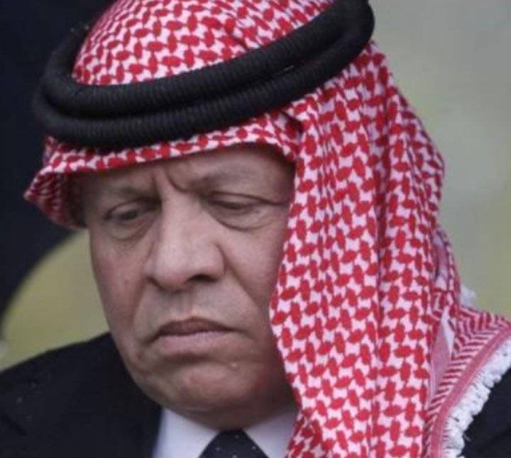 العيسوي ينقل تعازي الملك إلى عشيرة الحلاحلة