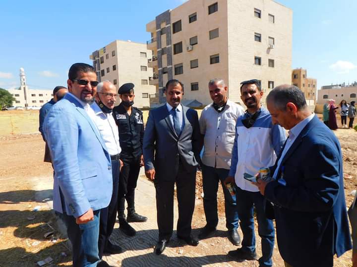 الزهير يضع حجر الاساس لمشروع الحديقة البيئية في مادبا _ صور