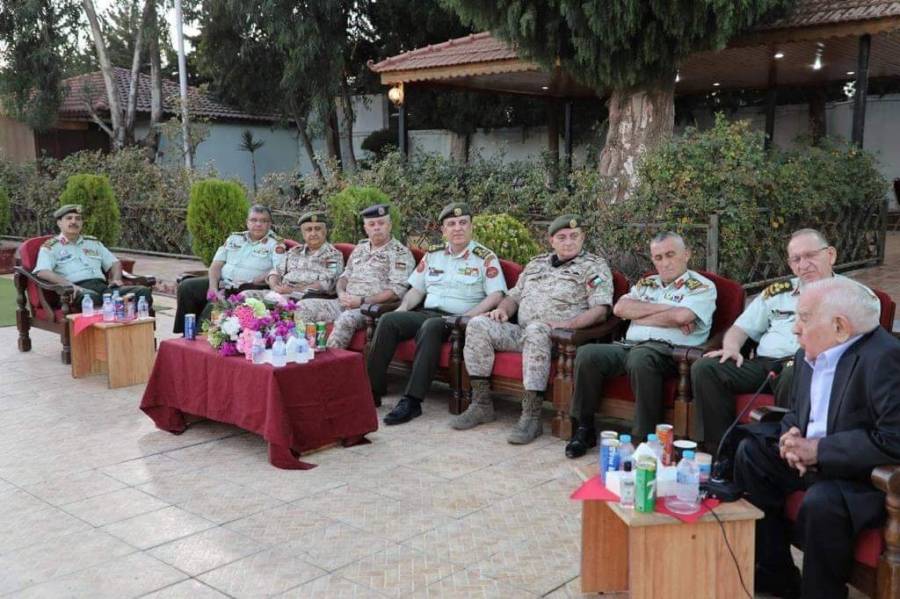 اجتماع للجنة تطوير اداء الخدمات الطبية الملكية….صور