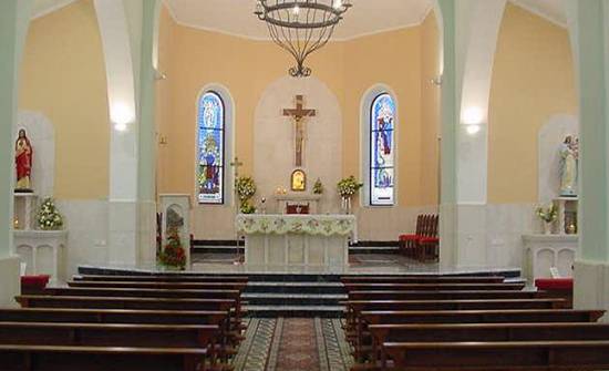 إلغاء الإجراءات الوقائية المفروضة في الكنائس