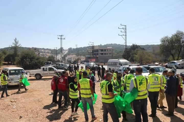 اللوزي  يشيد بأداء كوادر البلدية خلال حملة  بسواعدنا 