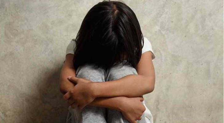 عاجل... الجنايات: السجن 25 عاما لأب هتك عرض ابنته في الأردن.. تفاصيل