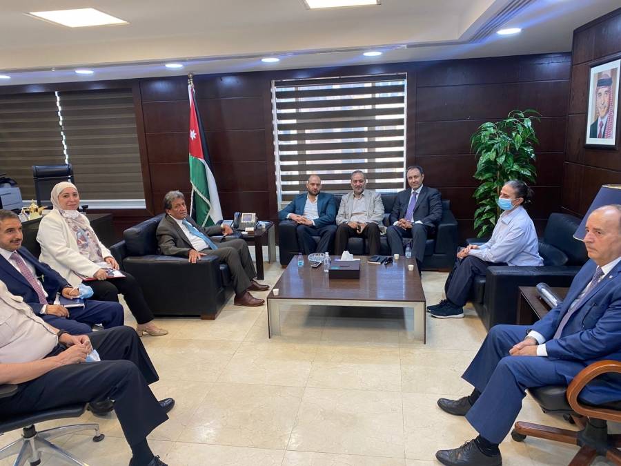 إعتماد نشرة الأسعار الإسترشادية الصادرة عن نقابة ملاحة في الأردن