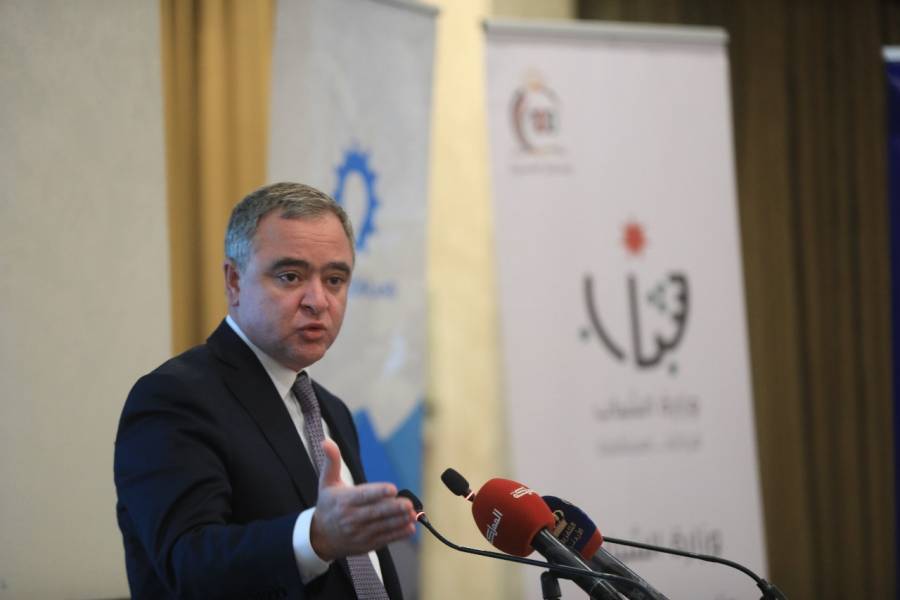 النابلسي يرعى حفل تخريج برنامج الابتكار للشباب